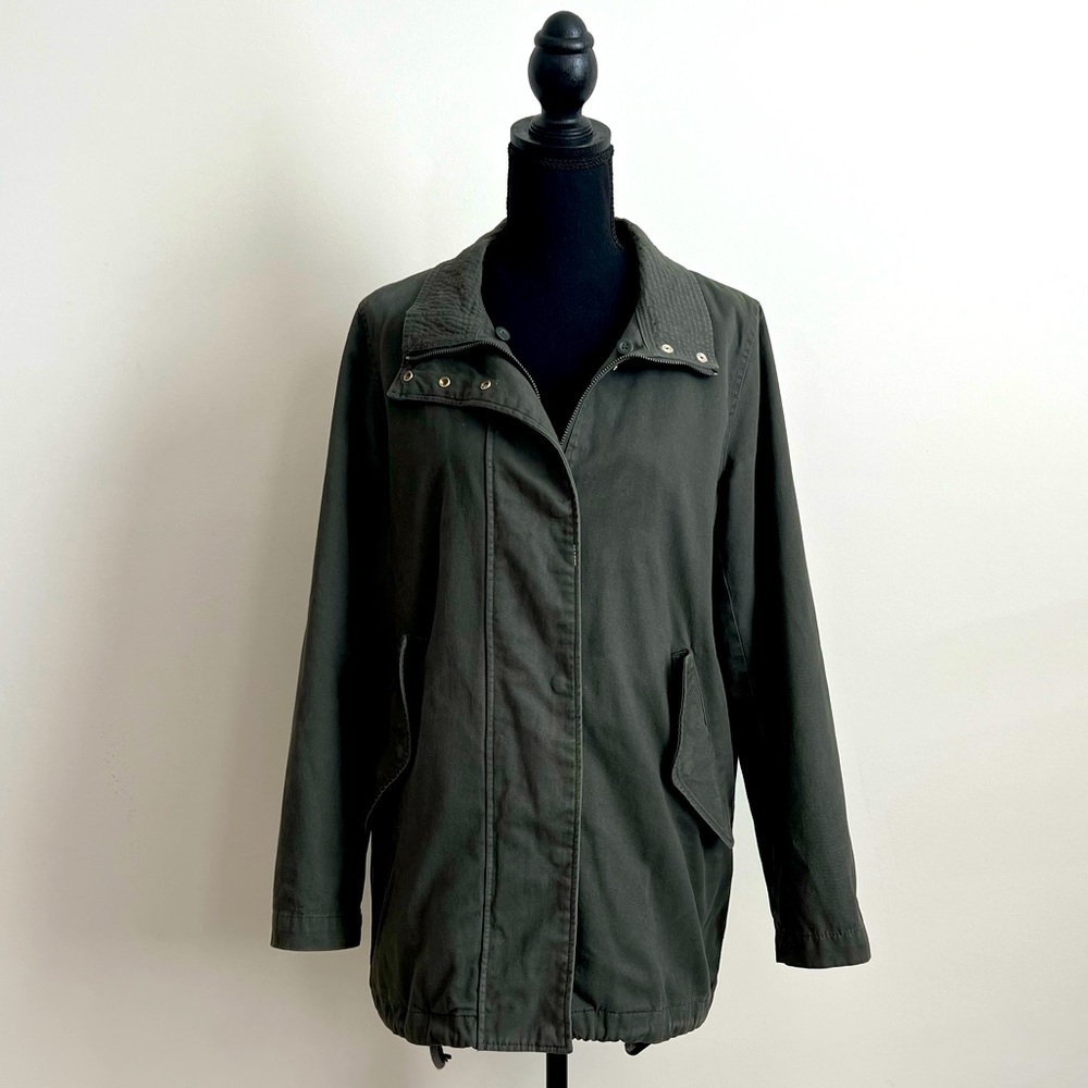 Perry Ellis gray jacket women’s size medium